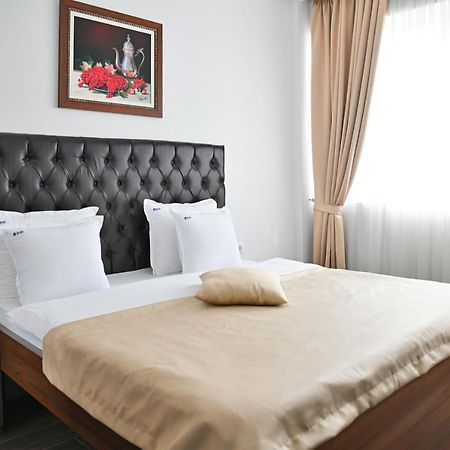 Motel Celebic Mitrovici  Екстер'єр фото