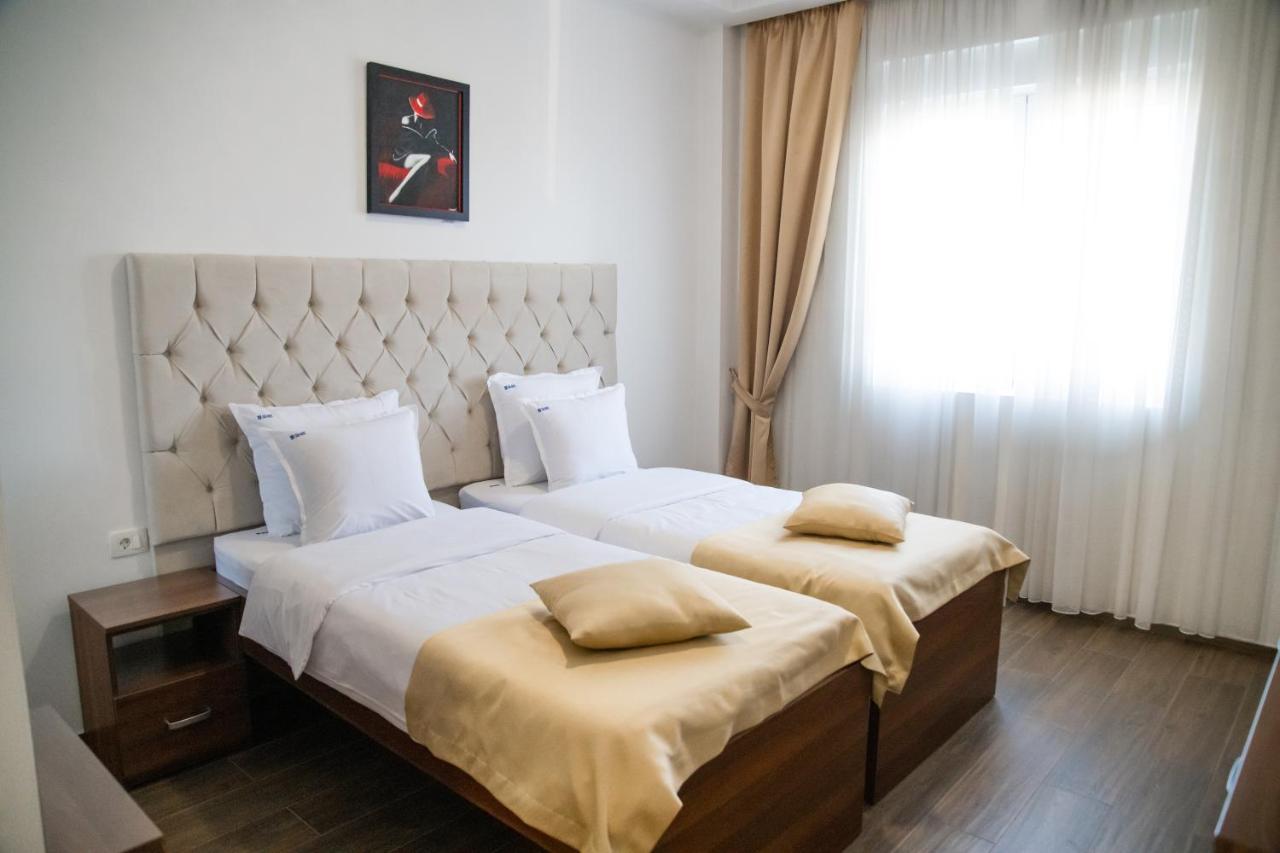 Motel Celebic Mitrovici  Екстер'єр фото