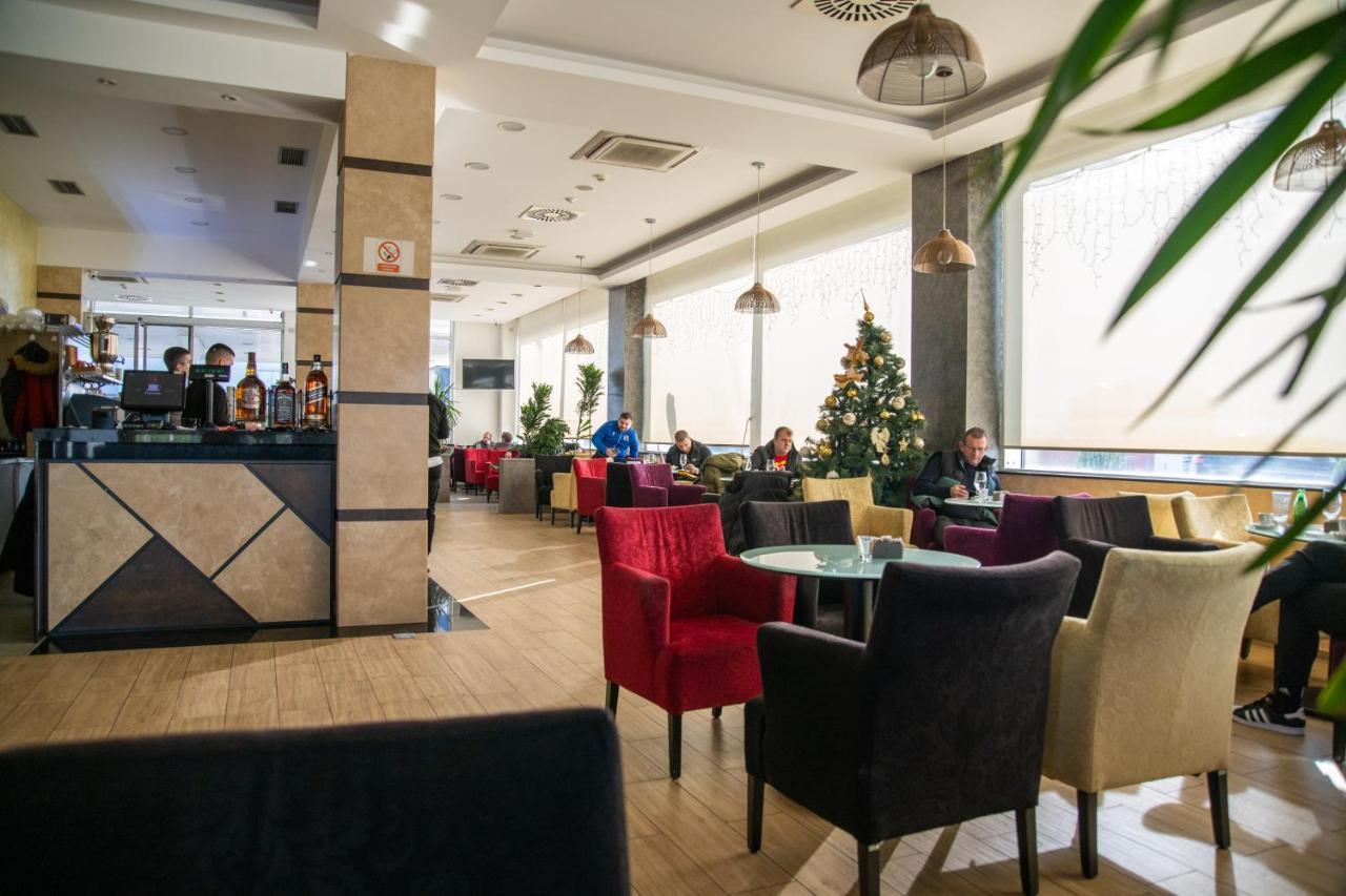 Motel Celebic Mitrovici  Екстер'єр фото